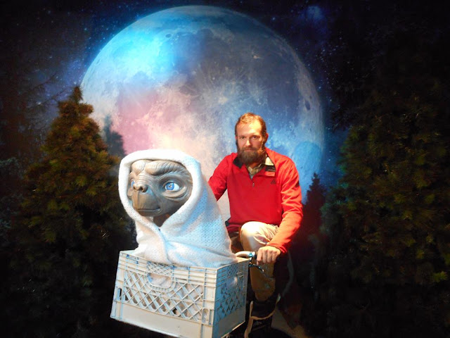 Hier bringe ich mal eben noch E.T. nach Hause...