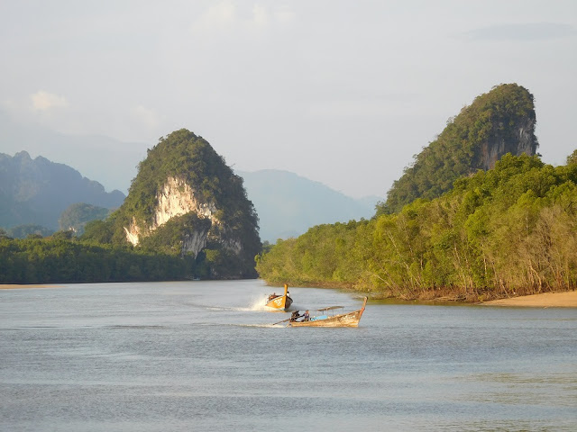 Die beiden Wahrzeichen von Krabi