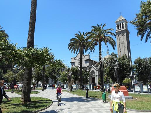 Mehr über den Artikel erfahren Santiago de Chile und Valparaiso