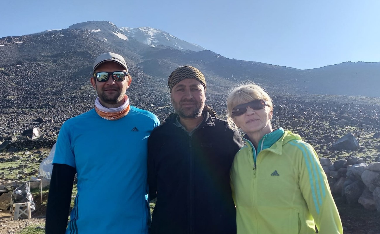 Mehr über den Artikel erfahren Ararat (5.137 m) Besteigung – Erfahrungsbericht